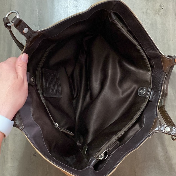 Coach K1194-f16175 Khaki Mohogany Leather Signature Sateen Fabric with Trim Tote - Picture 9 of 10